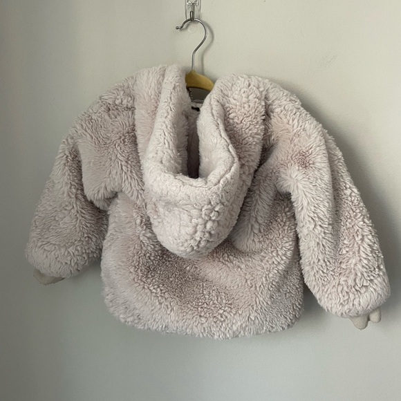 Zara Cream Sherpa with Hood - Picture 5 of 5